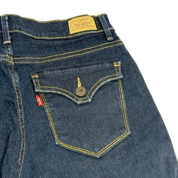 Levi’s dark wash 512 perfectly slimming Bermuda jean shorts size 10 - Picture 5 of 13